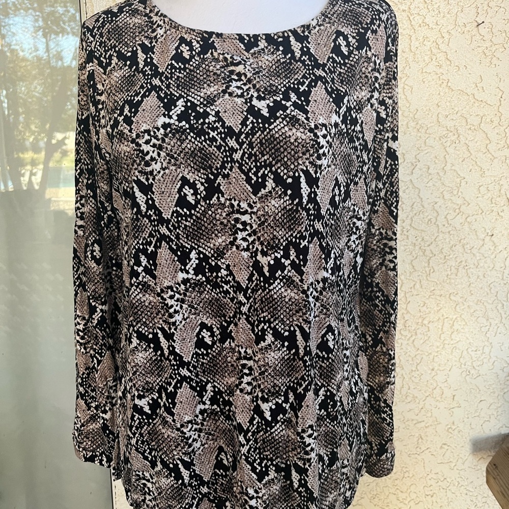 Mario Serrani Black and Tan Patterned Blouse size M